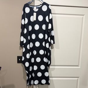 Elegant Black and White Polka Dot Long Sleeve Dress